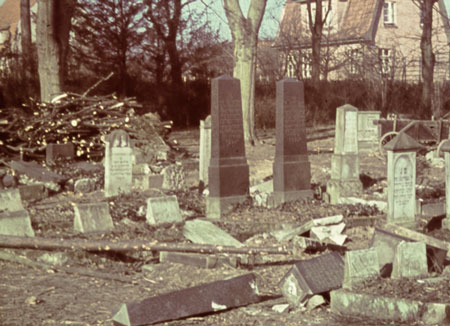 Zerstörung des jüdischen Friedhofs